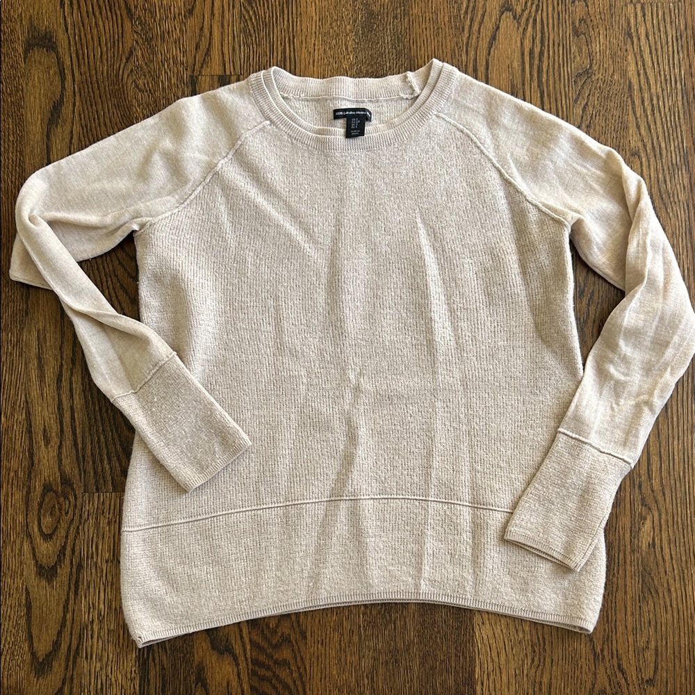 Women's 100% merino wool Cream Sweater